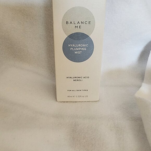 Balance Me Hyaluronic Plumping Mist - Picture 1 of 3